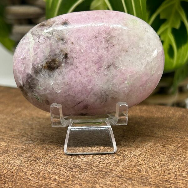 Power Ruby Palmstone