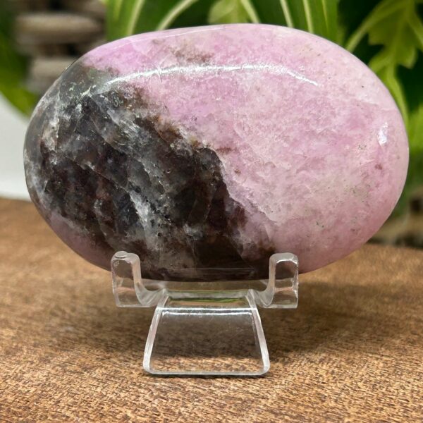 Power Ruby Palmstone
