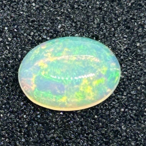 Etiopisk Opal Poleret