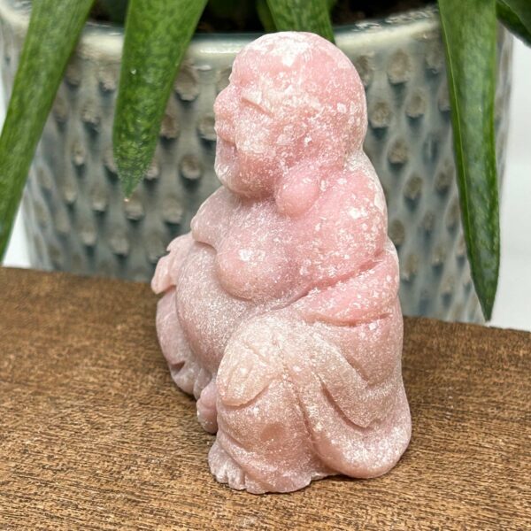 Happy Buddha Figur Pink Opal