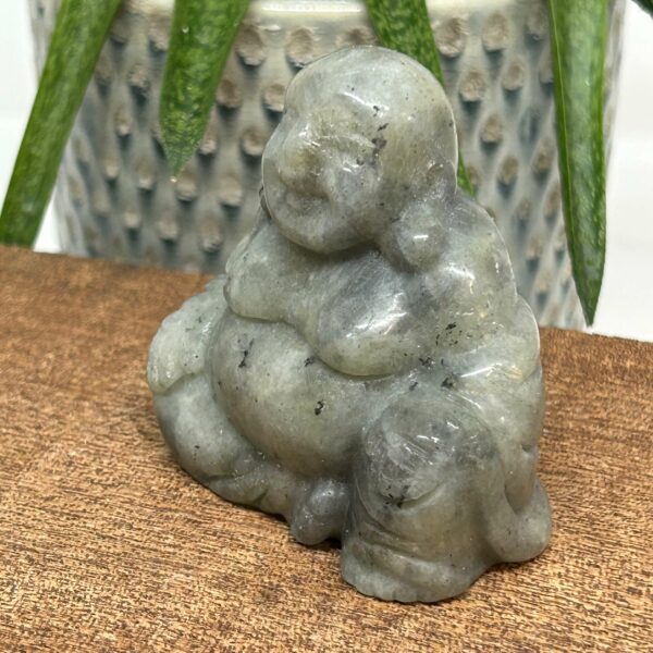 Happy Buddha Figur Labradorit