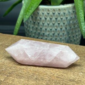 Rosenkvarts Dobbelt Spids