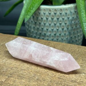 Rosenkvarts Dobbelt Spids