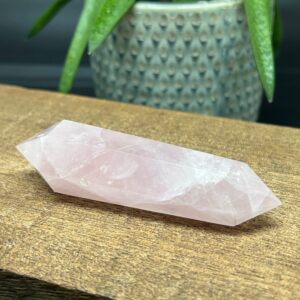 Rosenkvarts Dobbelt Spids