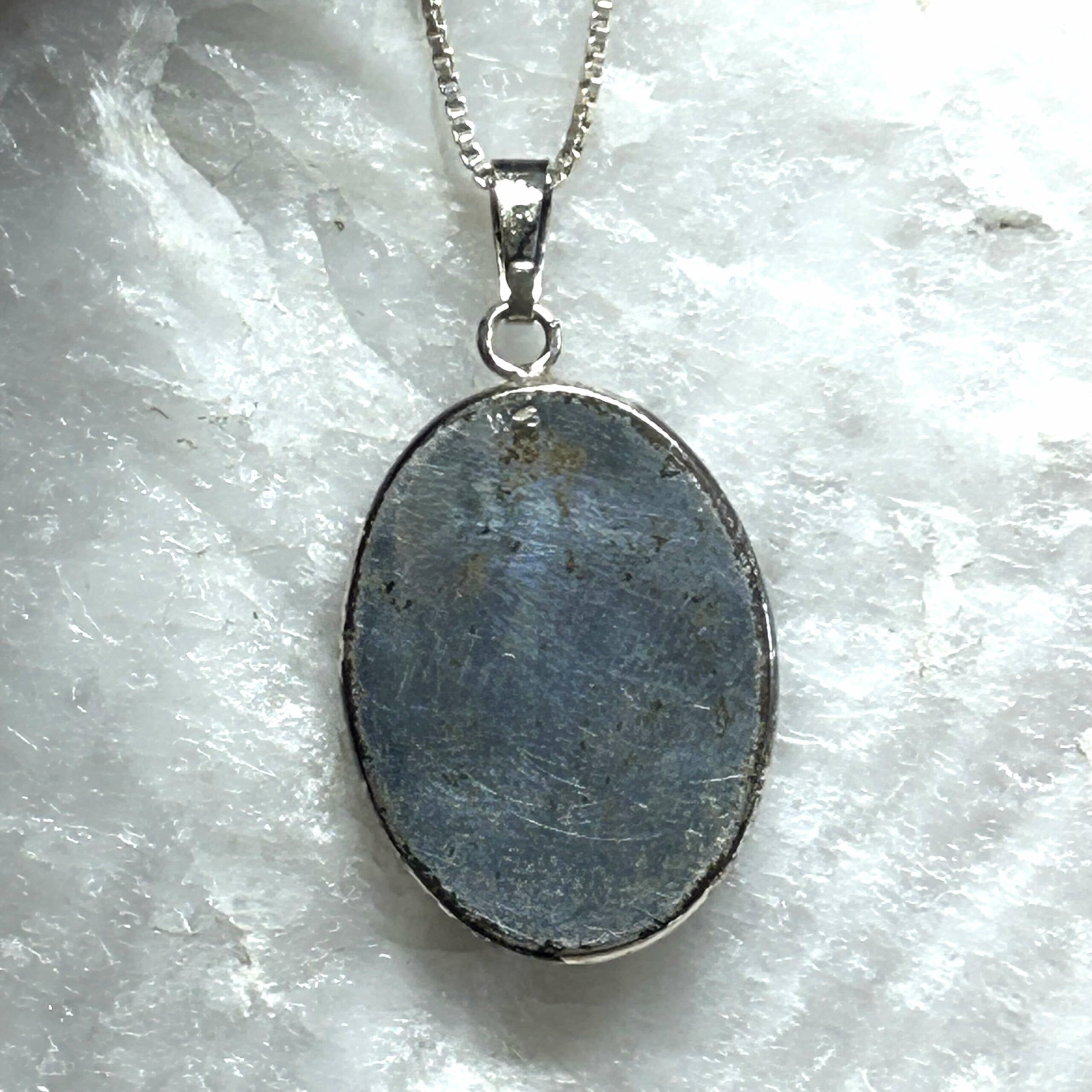 Rav Smykkevedhæng Poleret Dansk (17) - Billede 2