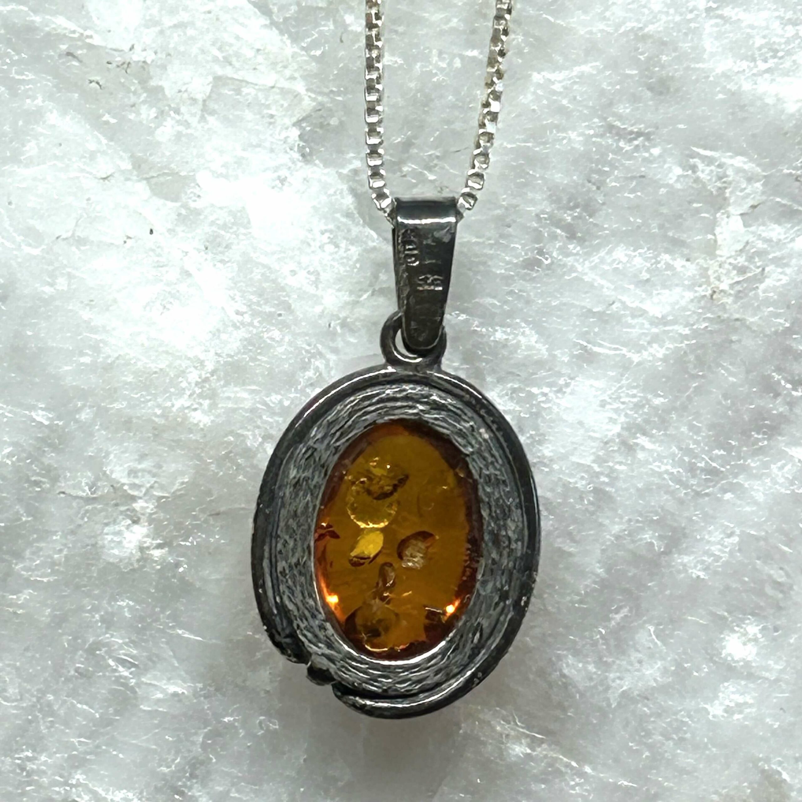 Rav Smykkevedhæng Poleret Dansk (18) - Billede 2