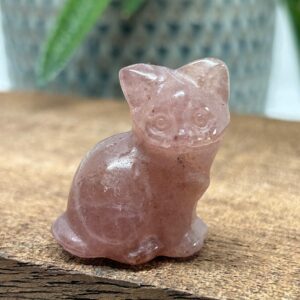 Kat Siddende Jordbærkvarts