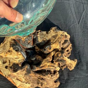 Glasskål støbt på Trærod