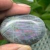 Labradorit Pink/Lilla Flash Mini Palmstone