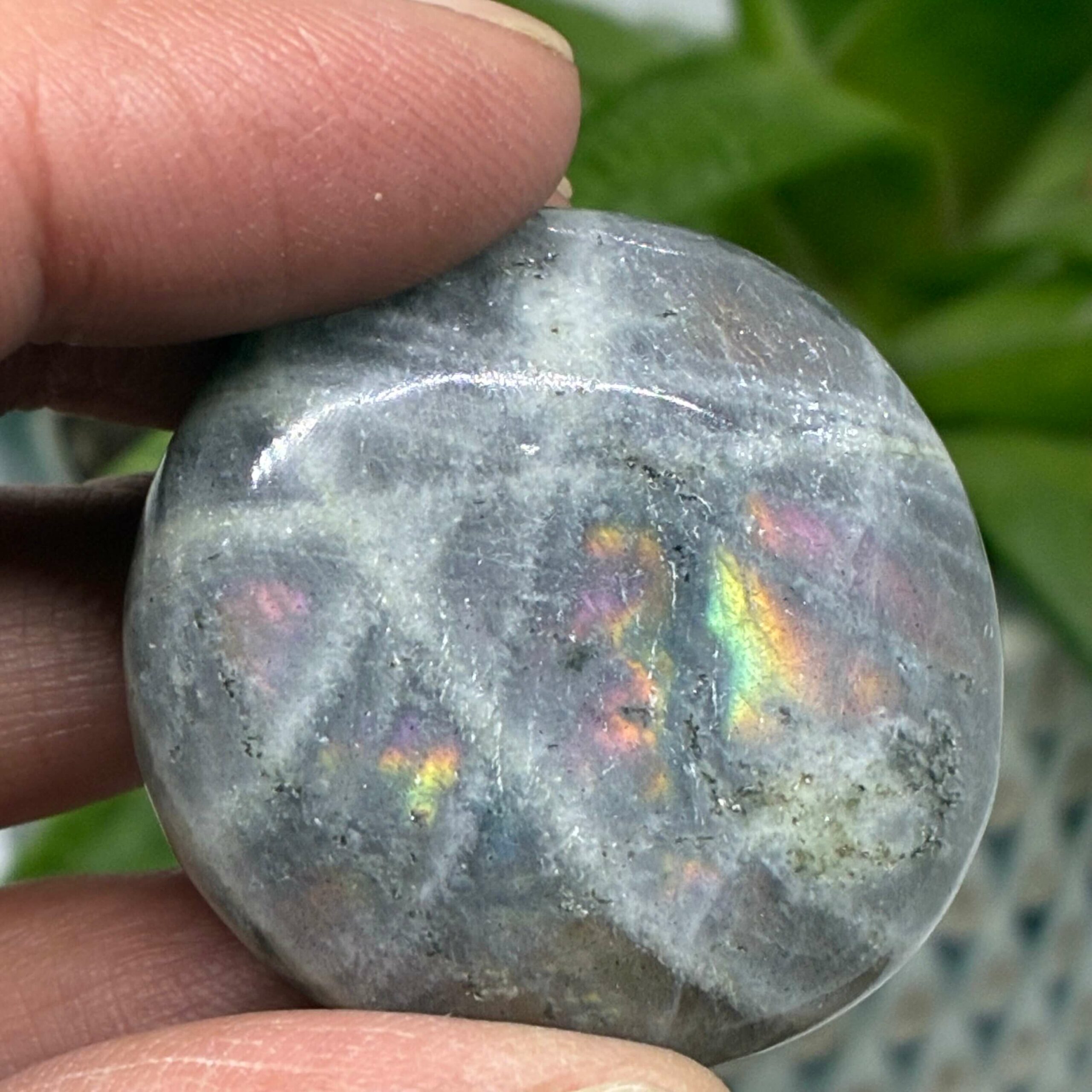 Labradorit Pink/Lilla Flash Mini Palmstone