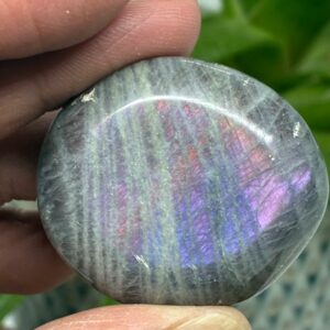 Labradorit Pink/Lilla Flash Mini Palmstone