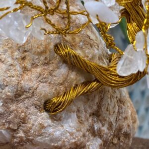 Bjergkrystal på Calsit Geode Krystaltræ