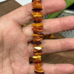 Lækker Rav Splitkæde i et lækkert mix af ravfarver.