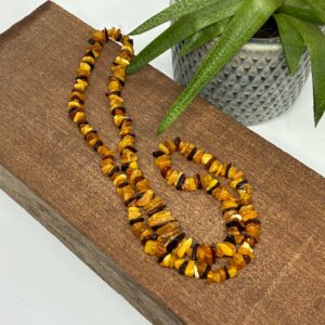 Lækker Rav Splitkæde i et lækkert mix af ravfarver.