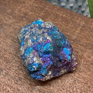 Påfuglesten Chalcopyrit Rå