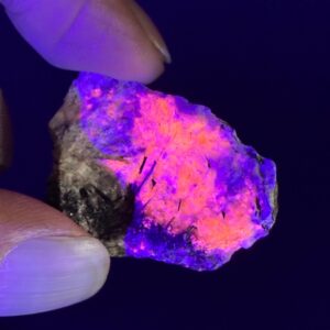 Ild Sodalit - UV Fluoriserende