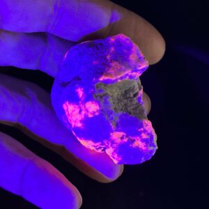 Ild Sodalit - UV Fluoriserende