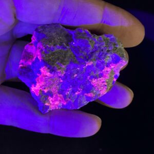 Ild Sodalit - UV Fluoriserende