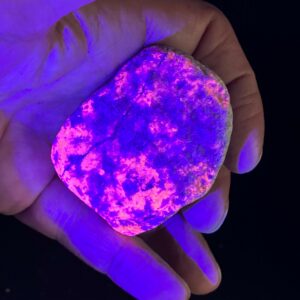 Ild Sodalit - UV Fluoriserende