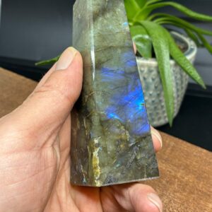 Alternative view of Labradorit Tårn Stor (2) 12,4 cm