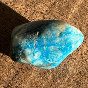 Shattuckit Lommesten