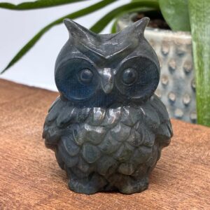 Ugle Figur Labradorit