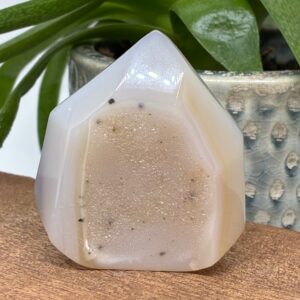 Agat Fladt Tårn/Spids