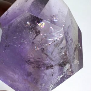 Ametyst AA Kantet Freeform