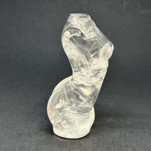 Alternative view of Kvinde Torso Bjergkrystal (3)