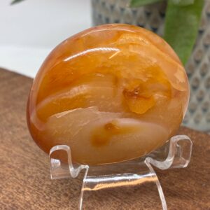 Alternative view of Karneol Palmstone (21)