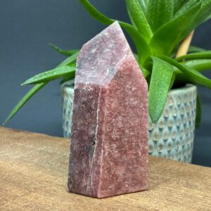 Jordbærkvarts Tårn Medium