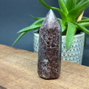 Granat i Matrix Tårn Medium