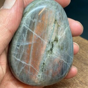 Labradorit  Palmstone