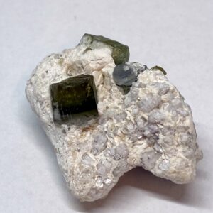 Grøn Turmalin på Mica