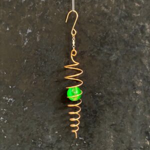 Spiral Ophæng med Katteøjekugle