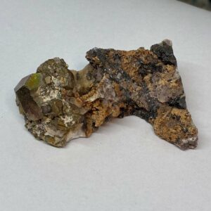 Kubisk Pyrit på Matrix